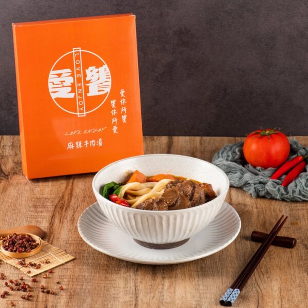 【愛饗】麻辣牛肉麵獨享包 (550g±3%/入)